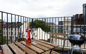 Flat In London